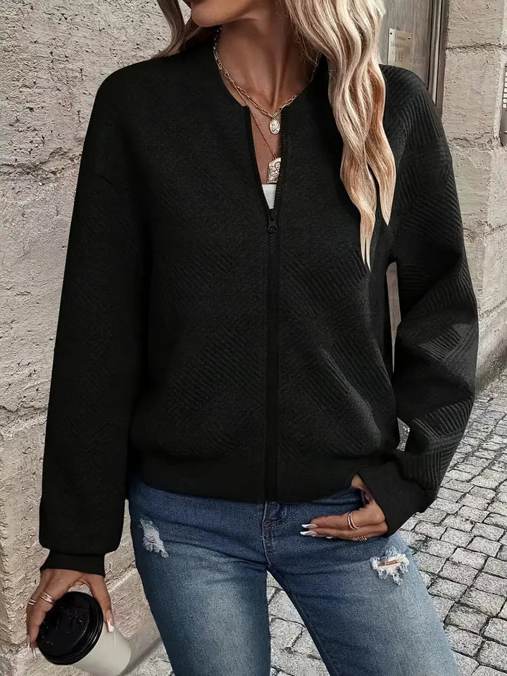 Zrinka - Jakna spaja sofisticirani stil i praktičnost