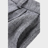 Karolina - Moćan i sofisticiran komplet