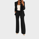 Sara - Odijelo koje podiže samopouzdanje