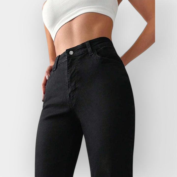 Camila - Visoke bootcut traperice za savršenu siluetu