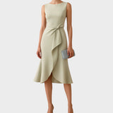 Antonija – Elegantna večernja haljina s detaljem mašne