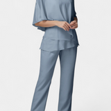 Lana Dvije Dijela s Ženskom Siluetom bez Napora